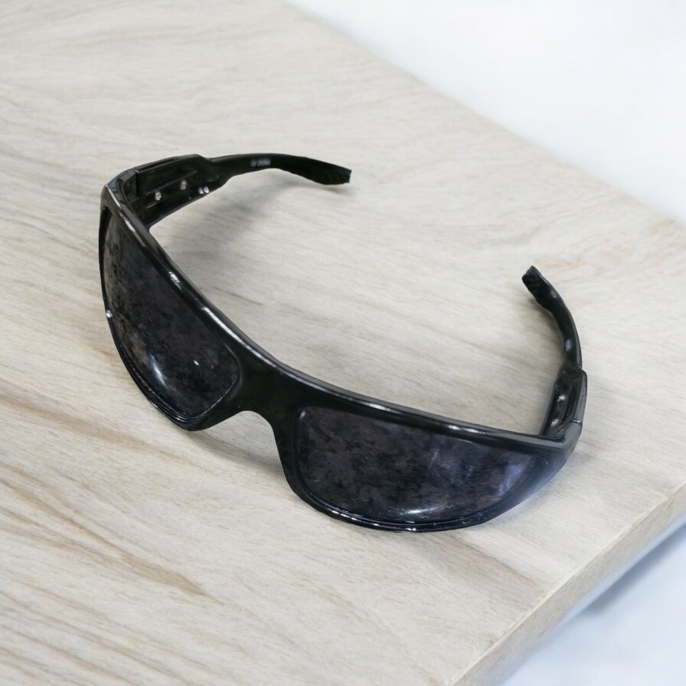 Black Sunglasses with Silver side detailing